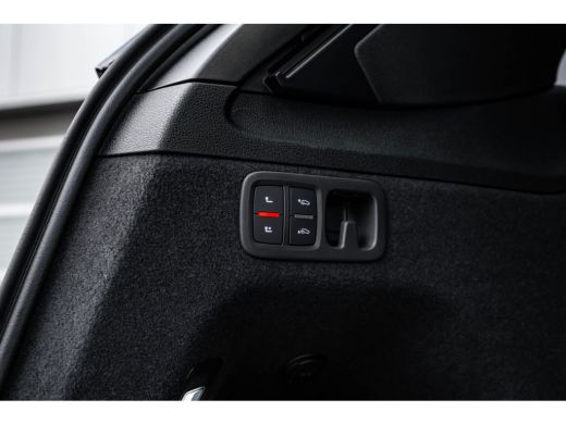 Audi Q7 55 TFSI e quattro Pro Line S 394PK | Trekhaak | Onderstel Pakket Advanced | Panorama Dak | Rode S... ActivLease financial lease
