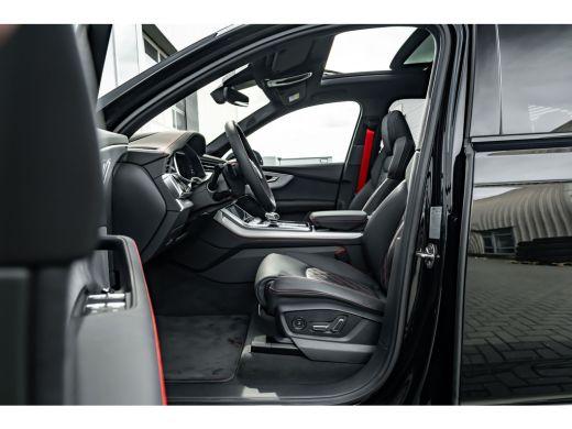 Audi Q7 55 TFSI e quattro Pro Line S 394PK | Trekhaak | Onderstel Pakket Advanced | Panorama Dak | Rode S... ActivLease financial lease