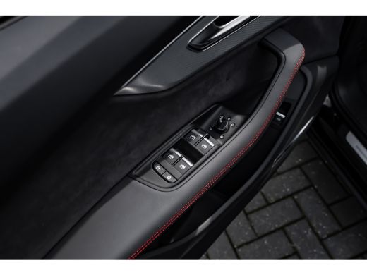 Audi Q7 55 TFSI e quattro Pro Line S 394PK | Trekhaak | Onderstel Pakket Advanced | Panorama Dak | Rode S... ActivLease financial lease