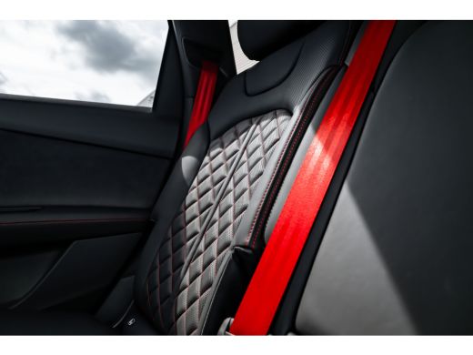 Audi Q7 55 TFSI e quattro Pro Line S 394PK | Trekhaak | Onderstel Pakket Advanced | Panorama Dak | Rode S... ActivLease financial lease