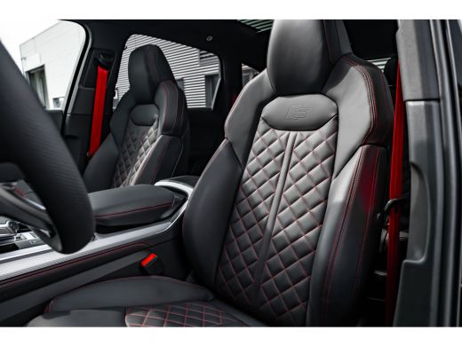 Audi Q7 55 TFSI e quattro Pro Line S 394PK | Trekhaak | Onderstel Pakket Advanced | Panorama Dak | Rode S... ActivLease financial lease