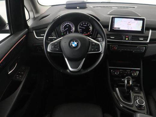 BMW 2 Serie Gran Tourer 218i Business Edition Plus | Trekhaak | Head up | Half Leder | Climate control | Park... ActivLease financial lease