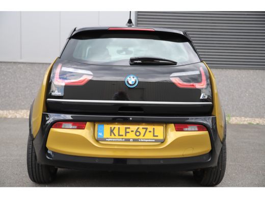 BMW i3 Executive 120Ah 42 kWh/*Galvanic Gold*/Carplay/1e eig./W-pomp/20"/Camera/3-fase ActivLease financial lease