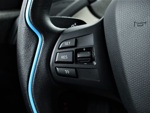 BMW i3 Executive 120Ah 42 kWh/*Galvanic Gold*/Carplay/1e eig./W-pomp/20"/Camera/3-fase ActivLease financial lease