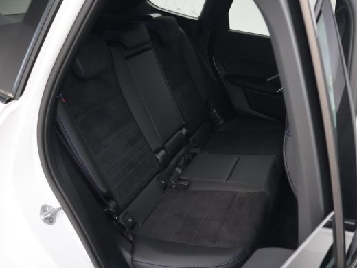 BMW iX1 eDrive20 67 kWh M-SPORT *46 KM NIEUW* + PANORAMA | PREMIUM | 19 INCH | M-REMMEN ActivLease financial lease