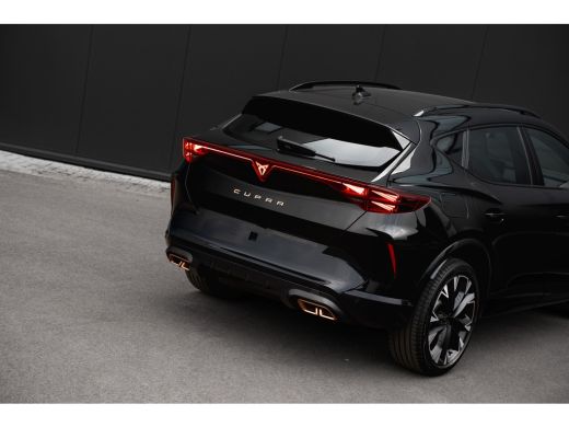 CUPRA Formentor 1.5 TSI e-Hybrid 272pk VZ Performance | "Immersive by Sennheiser" premium sound system package | ... ActivLease financial lease