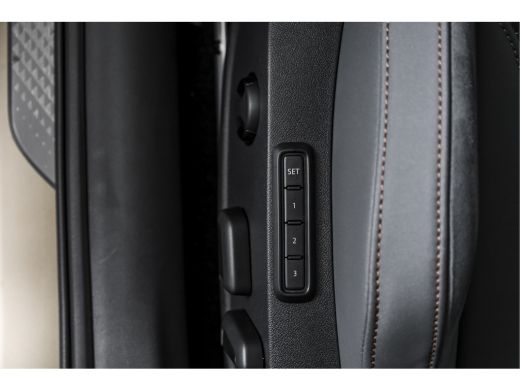 CUPRA Formentor 1.5 TSI e-Hybrid 272 PK VZ Extreme | Bronze Matt | S/K-Panodak | Sennheiser | Elek. stoelen | Mat... ActivLease financial lease