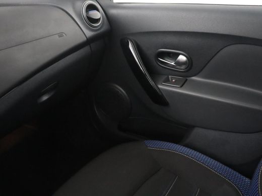 Dacia Logan MCV 1.0 TCe Bi-Fuel Stepway Serie Limitee 15th Anniv. | Cruise control | Camera | Bluetooth | DAB... ActivLease financial lease