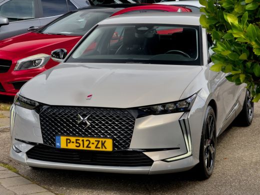 DS DS 4 1.2 AUT8 PERFORMANCE-LINE LEDER NAVI CAMERA APPL-CARPLAY DIGI-DASH LED LMV PDC ActivLease financial lease