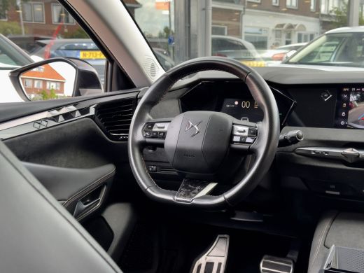 DS DS 4 1.2 AUT8 PERFORMANCE-LINE LEDER NAVI CAMERA APPL-CARPLAY DIGI-DASH LED LMV PDC ActivLease financial lease