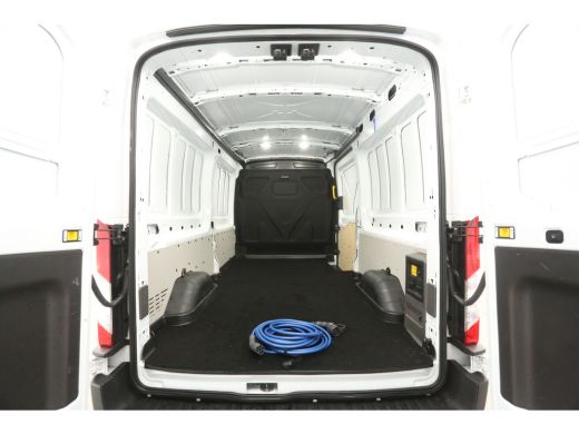 Ford E-Transit 68 kWh L3H2 | Snelladen | SOH 92% | Clima | Cruise | 3 Zits | Carplay | Parkeersens. ActivLease financial lease