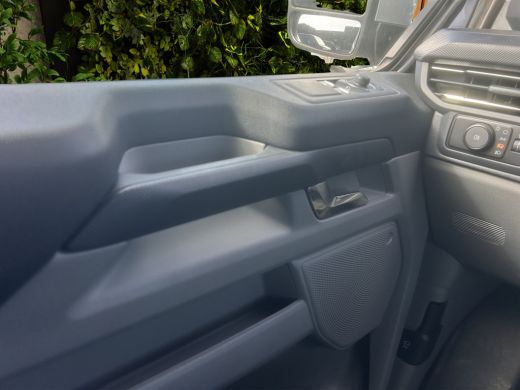 Ford E-Transit Custom 71kWh Pro Power Onboard | Trekhaak | Dubb. Schuifdeur | Stoel/voorruitverwarming | 2 zitplaatsen ... ActivLease financial lease