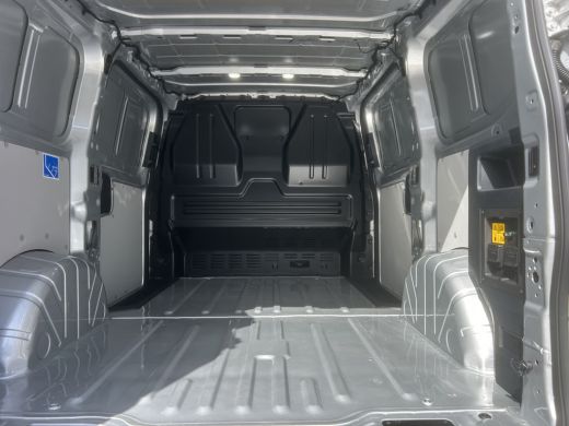 Ford E-Transit Custom 71kWh Pro Power Onboard | Trekhaak | Dubb. Schuifdeur | Stoel/voorruitverwarming | 2 zitplaatsen ... ActivLease financial lease