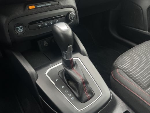 Ford Focus 1.0 EcoBoost Hybrid ST-Line Cruise | Stoel- stuurverw. | PDC | LED  | Navigatie | 17 Inch | Carplay ActivLease financial lease