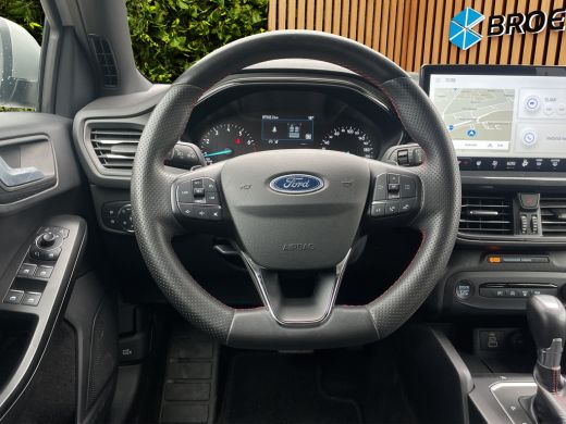 Ford Focus 1.0 EcoBoost Hybrid ST-Line Cruise | Stoel- stuurverw. | PDC | LED  | Navigatie | 17 Inch | Carplay ActivLease financial lease