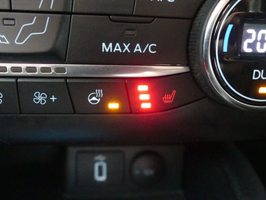 Ford Focus 1.0 EcoBoost Hybrid ST Line X Business | PANORAMADAK | ADAPTIVE CRUISE | DODEHOEKDETECTIE | CAMER... ActivLease financial lease