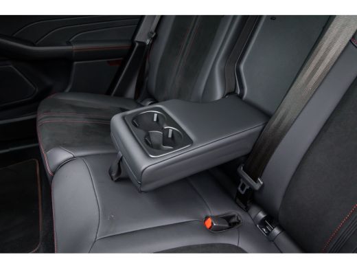 Ford Kuga 2.5 PHEV ST-Line X | Black Pack | Trekhaak | Matrix LED | Panoramadak ActivLease financial lease