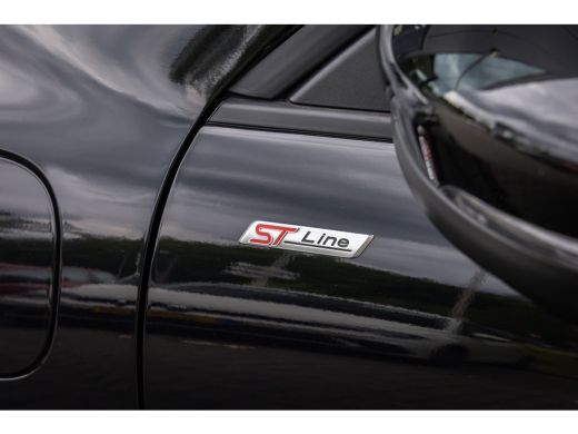 Ford Kuga 2.5 PHEV ST-Line X | Full options | Black-pack | Matrix LED | Trekhaak ActivLease financial lease