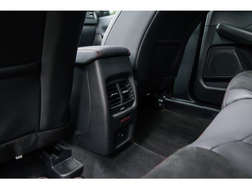 Ford Kuga 2.5 PHEV ST-Line X | Full options | Black-pack | Matrix LED | Trekhaak ActivLease financial lease