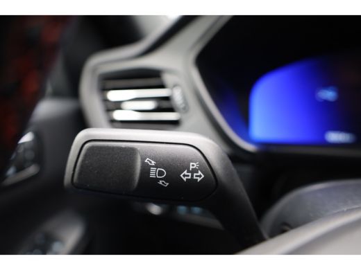 Ford Kuga 2.5 PHEV ST-Line X | Full Options! | Trekhaak Wegklapbaar | Panoramadak | Winter Pakket | Matrix ... ActivLease financial lease