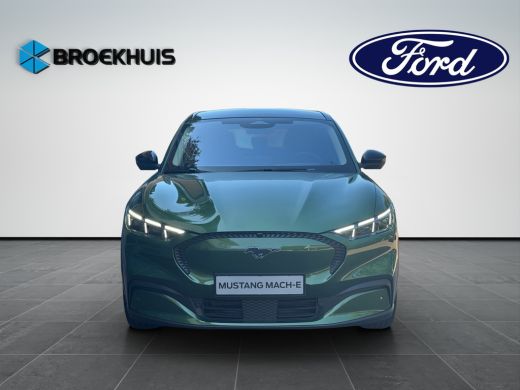 Ford Mustang Mach-E Mach-E Standard Range 73 kWh 268pk | pano | technology pack | Winterpack | ActivLease financial lease
