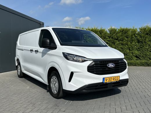 Ford Transit Custom 2.0 TDCI 136 PK TREND / L2H1 / 2.800 KG AHG / CAMERA / CRUISE / 3 ZITS / AIRCO / CARPLAY ActivLease financial lease