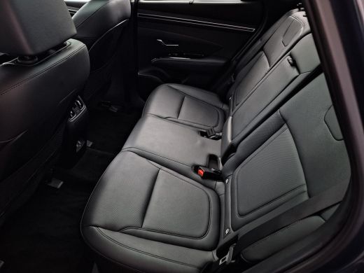 Hyundai Tucson 1.6 T-GDI PHEV Premium Sky 4WD | SOH 97,4% | Panoramisch schuif/kantel dak | Apple Carplay/Androi... ActivLease financial lease