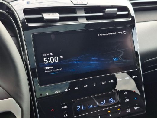 Hyundai Tucson 1.6 T-GDI PHEV Premium Sky 4WD | SOH 97,4% | Panoramisch schuif/kantel dak | Apple Carplay/Androi... ActivLease financial lease