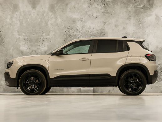 Jeep Avenger 1.2 e-Hybrid Altitude Automaat (VIRTUAL COCKPIT, APPLE CARPLAY, GROOT NAVI, 360 CAMERA, SPORTSTOE... ActivLease financial lease