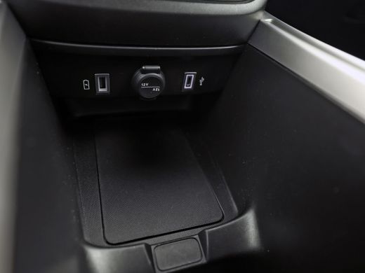 Jeep Avenger 1.2 e-Hybrid Altitude Automaat (VIRTUAL COCKPIT, APPLE CARPLAY, GROOT NAVI, 360 CAMERA, SPORTSTOE... ActivLease financial lease