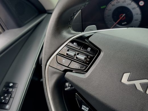 Kia Niro 1.6 GDi AUT6 HYBRID DYNAMIC-LINE LAY LEDER NAVI CAMERA DIG-DASH APPLE-CARPLAY LED LMV PDC ActivLease financial lease