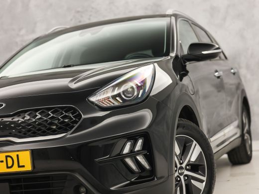 Kia Niro 1.6 GDi PHEV DynamicPlusLine Automaat (APPLE CARPLAY, GROOT NAVI, STUUR/STOELVERWARMING, CAMERA, ... ActivLease financial lease