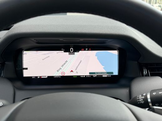 Land Rover Discovery Sport P270e Dynamic Edition | Afneembare trekhaak | Pano | Comfort Pack | Cold Climate | 360gr Camera |... ActivLease financial lease