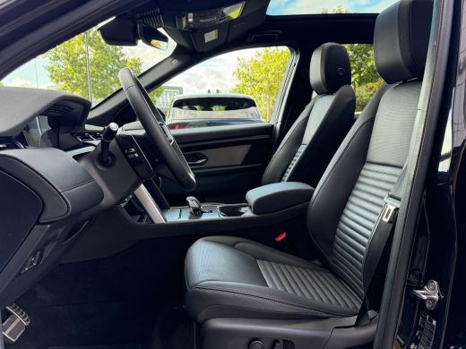 Land Rover Discovery Sport P270e Dynamic Edition | Afneembare trekhaak | Pano | Comfort Pack | Cold Climate | 360gr Camera |... ActivLease financial lease