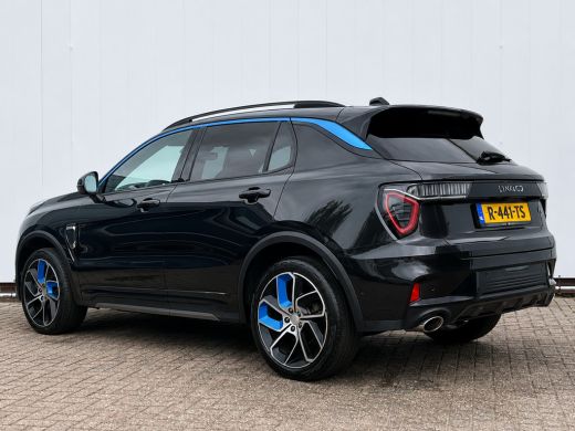 Lynk & Co 01 1.5 PHEV 262PK Adapt.Cruise 360&deg; Cam Carplay Black Plug-in Stoelverw Vol opties! ActivLease financial lease