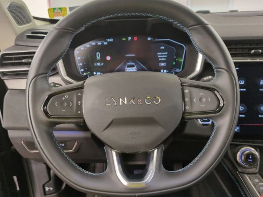 Lynk & Co 01 1.5 PHEV 262PK Adapt.Cruise 360&deg; Cam Carplay Black Plug-in Stoelverw Vol opties! ActivLease financial lease