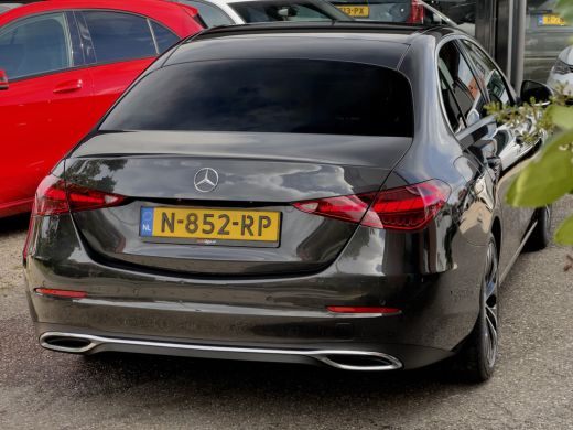 Mercedes-Benz C-Klasse 180 AUT9 LUXURY-LINE LEDER NAVI CAMERA DIGI-DASH APPLE-CARPLAY LED LMV PDC ActivLease financial lease