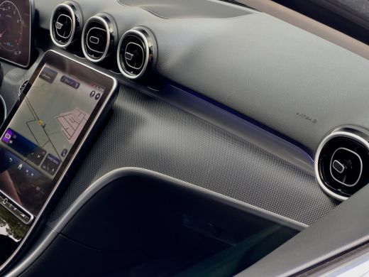 Mercedes-Benz C-Klasse 180 AUT9 LUXURY-LINE LEDER NAVI CAMERA DIGI-DASH APPLE-CARPLAY LED LMV PDC ActivLease financial lease