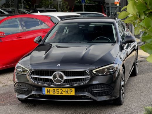 Mercedes-Benz C-Klasse 180 AUT9 LUXURY-LINE LEDER NAVI CAMERA DIGI-DASH APPLE-CARPLAY LED LMV PDC ActivLease financial lease