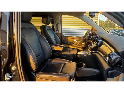 Mercedes-Benz EQV 300 L3 90KWH 204PK AVANTGARDE AMG NAVI / LEDER / CLIMA / FULL-LED / PDC / CAMERA / 18" LMV / KEYL... ActivLease financial lease