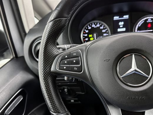 Mercedes-Benz eVito Lang 66 kWh DC 266km WLTP Dubbele cabine Led Schuifdeur L+R 5-zitplaatsen Navigatie Camera Snelladen ActivLease financial lease