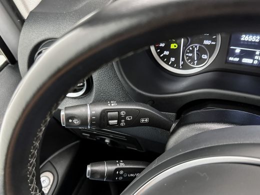Mercedes-Benz eVito Lang 66 kWh DC 266km WLTP Dubbele cabine Led Schuifdeur L+R 5-zitplaatsen Navigatie Camera Snelladen ActivLease financial lease