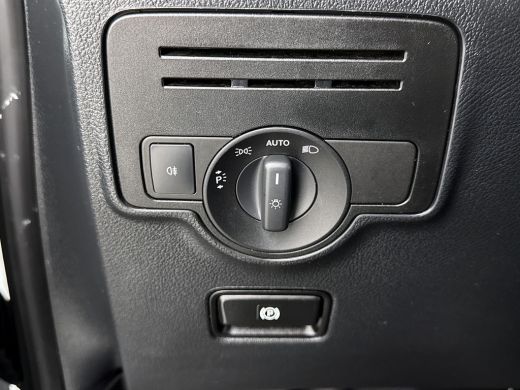 Mercedes-Benz eVito Lang 66 kWh DC 266km WLTP Dubbele cabine Led Schuifdeur L+R 5-zitplaatsen Navigatie Camera Snelladen ActivLease financial lease