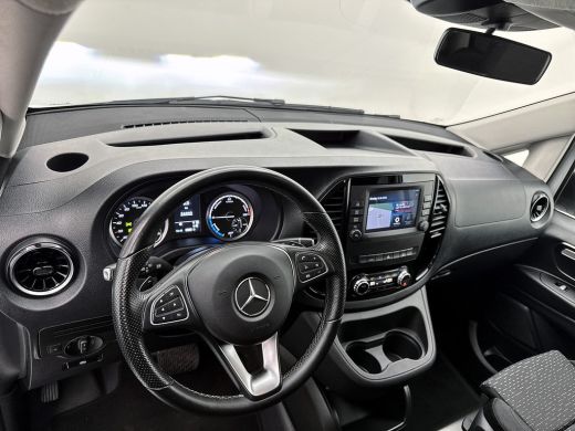 Mercedes-Benz eVito Lang 66 kWh DC 266km WLTP Dubbele cabine Led Schuifdeur L+R 5-zitplaatsen Navigatie Camera Snelladen ActivLease financial lease
