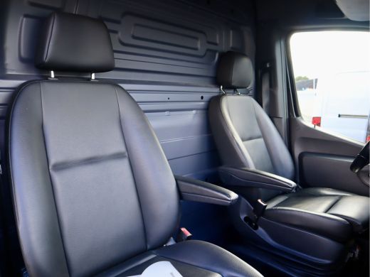 Mercedes-Benz Sprinter 319 3.0 CDI V6 3500 TREKKGEWICHT L3H2 LICHTMETALEN VELGEN ActivLease financial lease