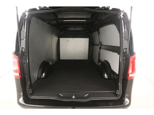 Mercedes-Benz Vito 119 CDI Extra Lang | Automaat | Clima | Camera | Cruise | 3 Zits | Trekhaak | Carplay | LED ActivLease financial lease