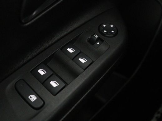 Opel Corsa | Trekhaak | Carplay | Cruise control | DAB | Lichtmetaal 16'' | Lane assist | ActivLease financial lease