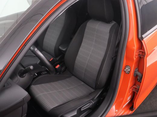 Opel Corsa | Trekhaak | Carplay | Cruise control | DAB | Lichtmetaal 16'' | Lane assist | ActivLease financial lease