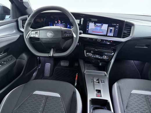 Opel Mokka-e Business Edition 54 kWh Winter Pakket | Technologie Pakket 2 | 17" Lichtmetalen velgen | Technolo... ActivLease financial lease