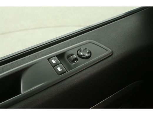 Opel Vivaro 2.0 CDTI L3H1 | Dubbele Cabine | Airco | Camera | Cruise | Trekhaak | Carplay | Navi ActivLease financial lease